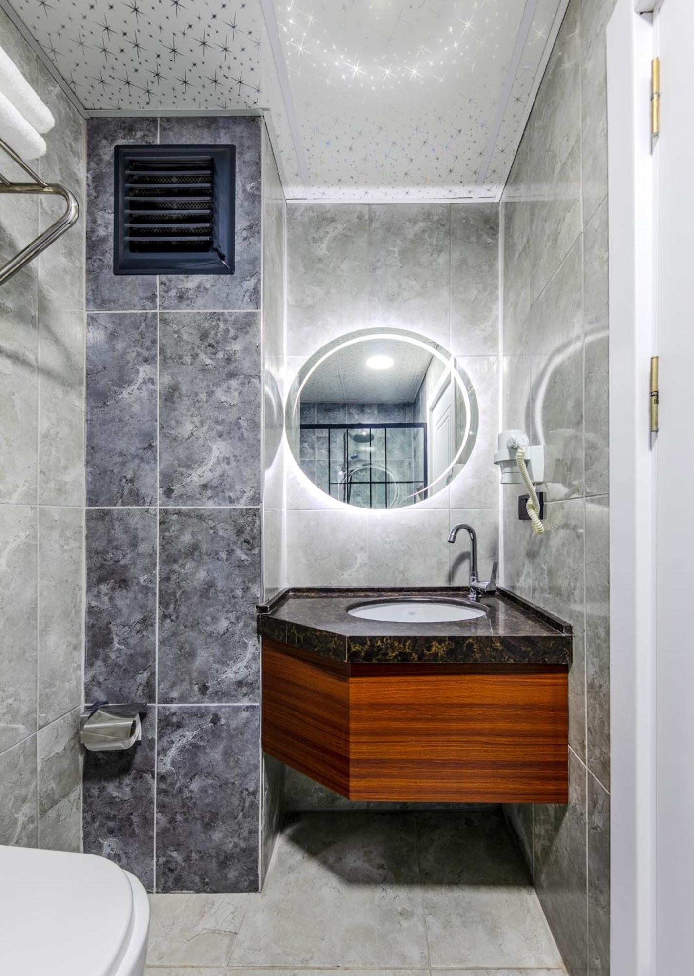 Med Life Hotel Istanbul Airport Arnavutkoy Exterior foto