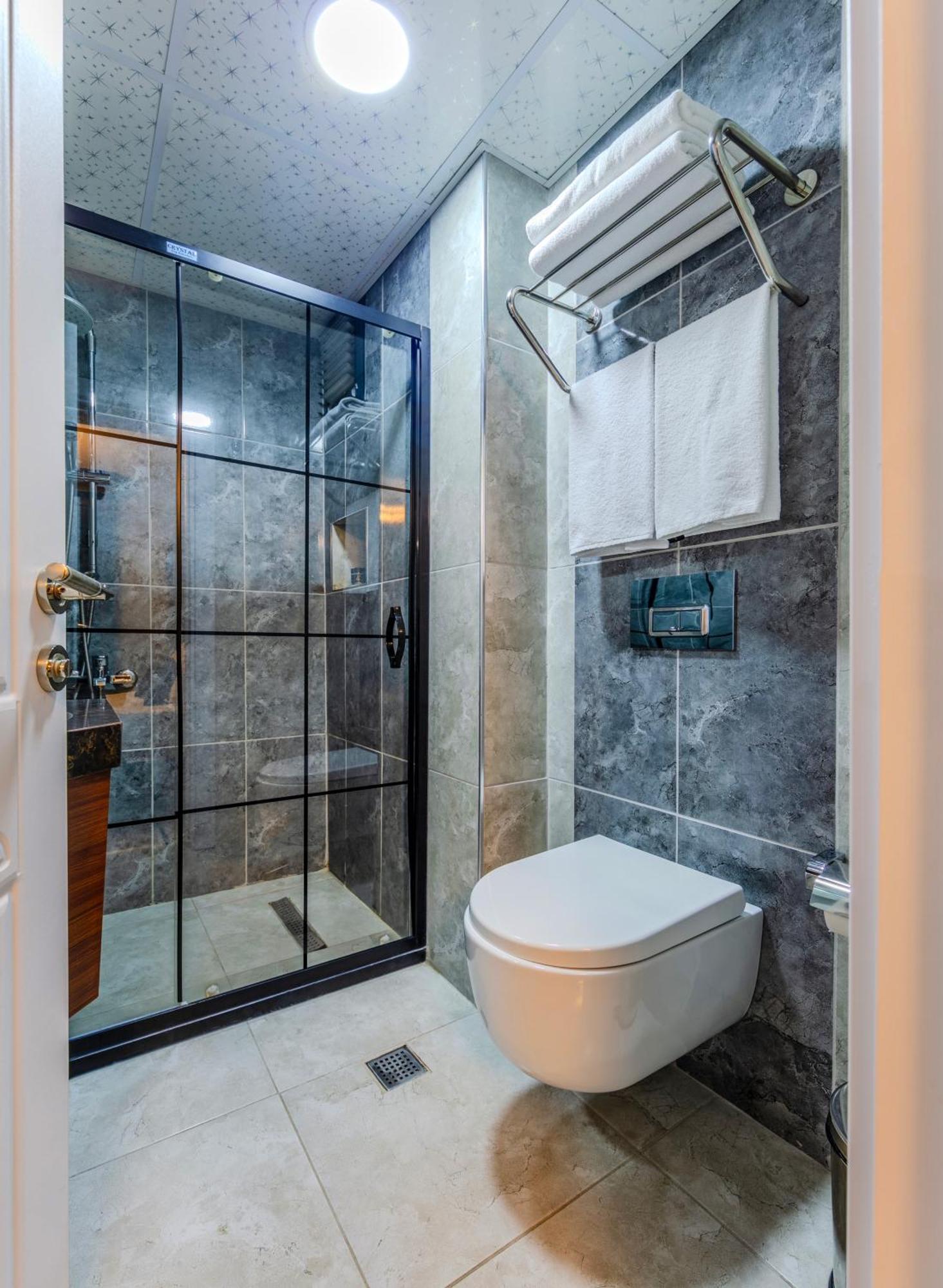 Med Life Hotel Istanbul Airport Arnavutkoy Exterior foto